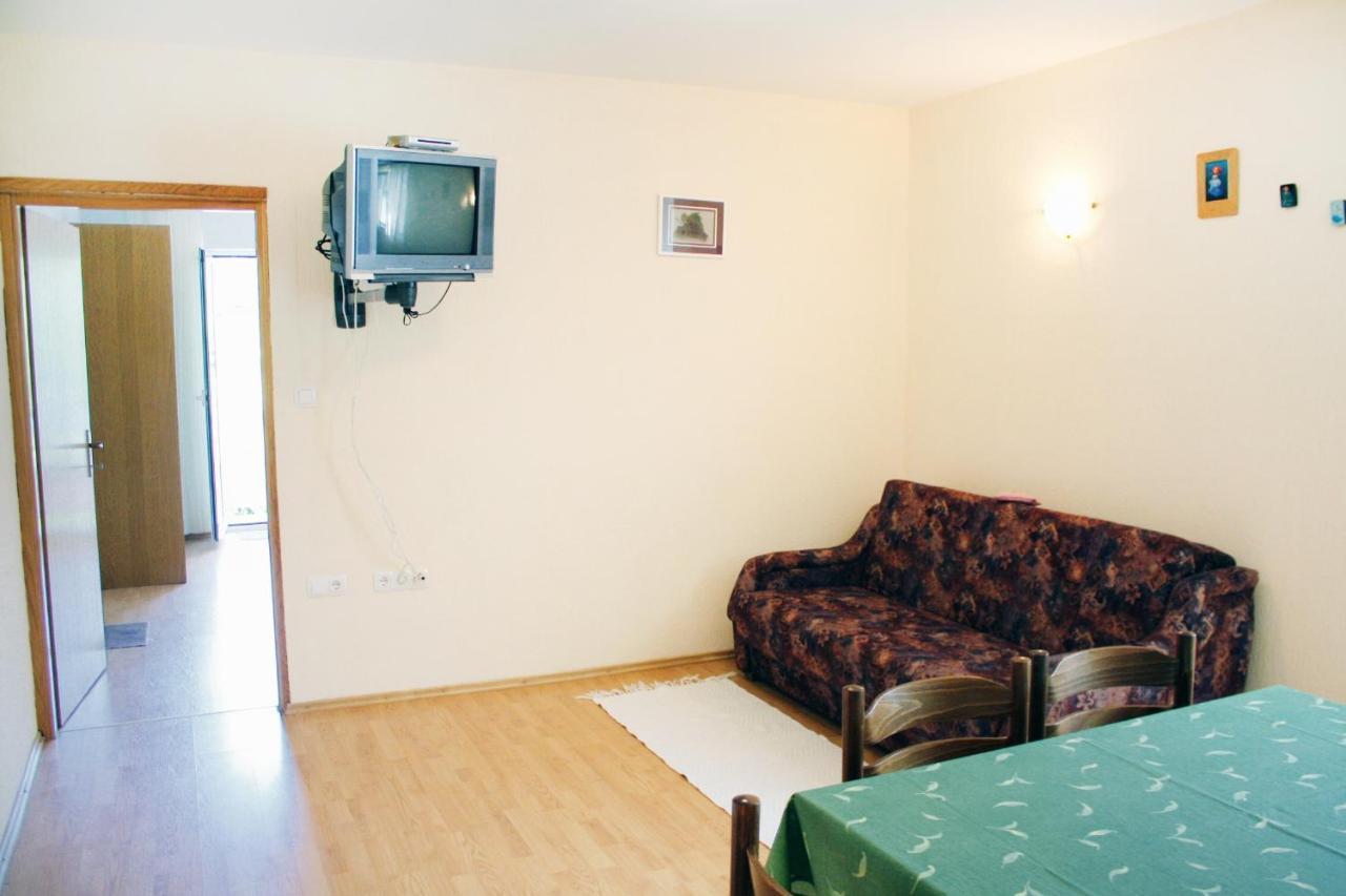 Apartments With A Parking Space Kampor, Rab - 5029 Kültér fotó