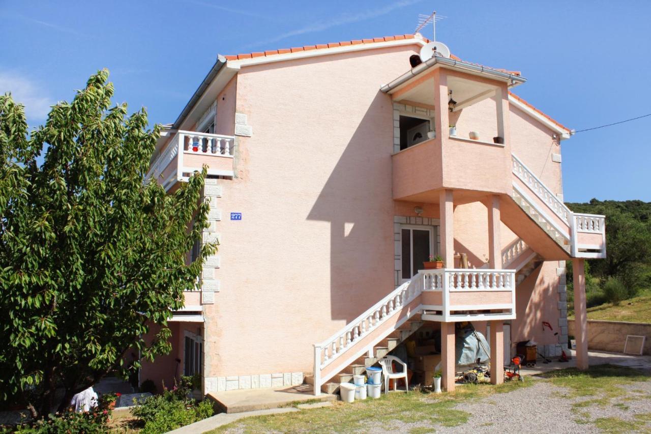 Apartments With A Parking Space Kampor, Rab - 5029 Kültér fotó