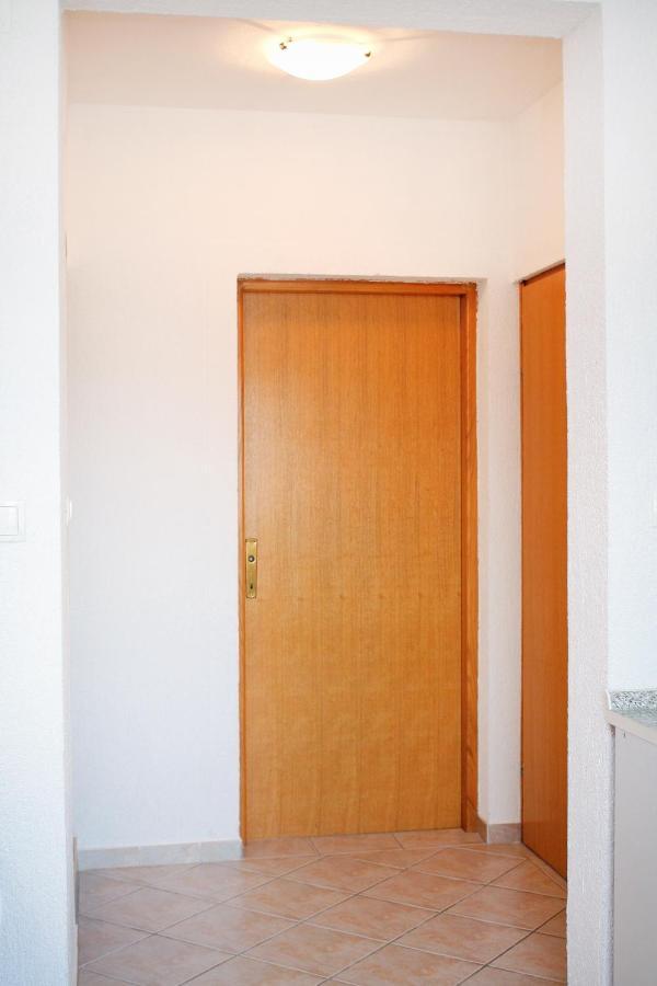 Apartments With A Parking Space Kampor, Rab - 5029 Kültér fotó